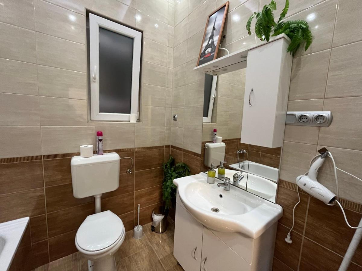 Apartamento Széchenyi Aparman  Miskolc Exterior foto